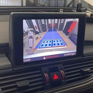 Eftermontering av backkamera Audi